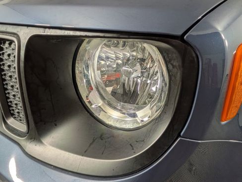 Certified 2023 Jeep Renegade Trailhawk w/ Trailhawk Elite Group image 15