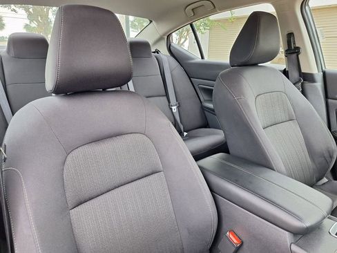Used 2025 Nissan Altima 2.5 SV FWD image 27