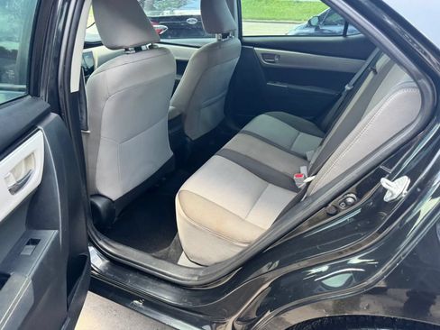 Used 2017 Toyota Corolla L FWD image 18