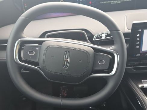 New 2026 Lincoln Nautilus Reserve w/ Jet Appearance Package image 13