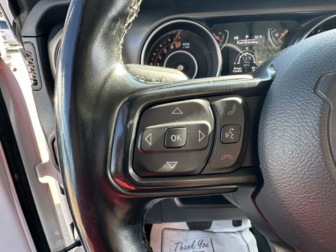 Used 2022 Jeep Gladiator Sport AWD/4WD image 14
