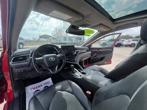 Used 2021 Toyota Camry XSE image 14