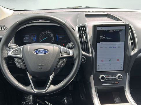 Used 2024 Ford Edge SEL AWD/4WD image 6