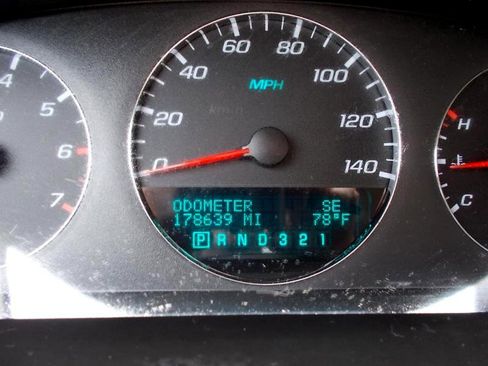 Used 2008 Chevrolet Impala LT image 33