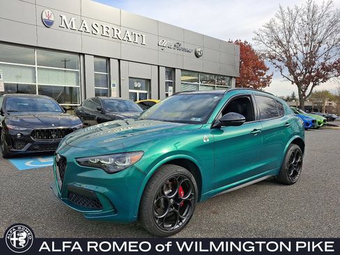 Used 2024 Alfa Romeo Stelvio Quadrifoglio AWD/4WD image 1