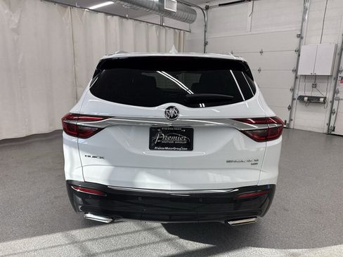 Used 2018 Buick Enclave Premium AWD/4WD image 5