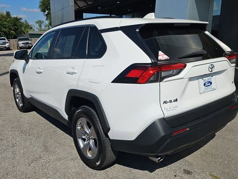 Used 2023 Toyota RAV4 XLE image 4