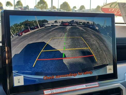 Used 2024 Toyota Tacoma TRD Sport image 24