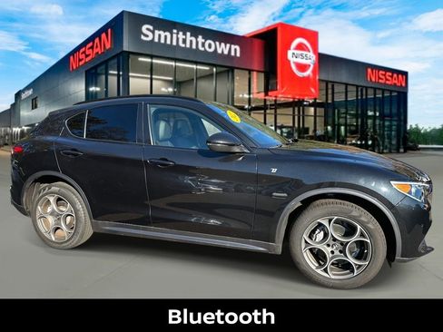 Used 2022 Alfa Romeo Stelvio Ti image 6