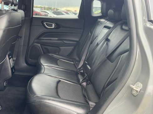 Used 2023 Jeep Compass Altitude w/ Convenience Group image 15