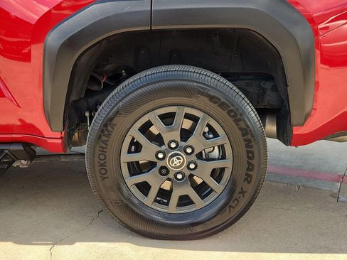 Used 2026 Toyota 4Runner SR5 RWD image 31