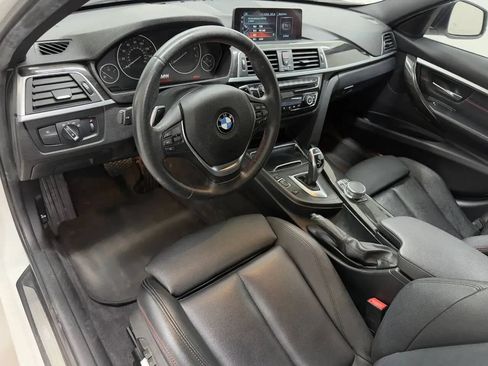 Used 2017 BMW 330i Sedan RWD image 10