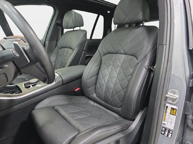 Certified 2025 BMW X5 xDrive40i w/ Climate Comfort Package AWD/4WD image 12