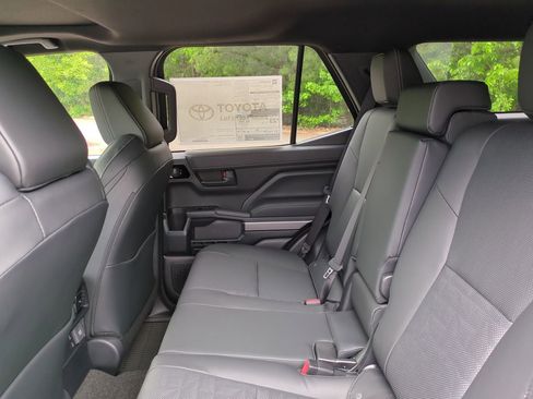 New 2026 Toyota 4Runner TRD Off-Road Premium AWD/4WD image 14