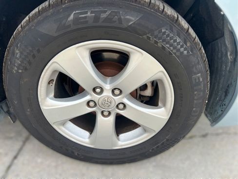 Used 2015 Toyota Sienna LE FWD image 14