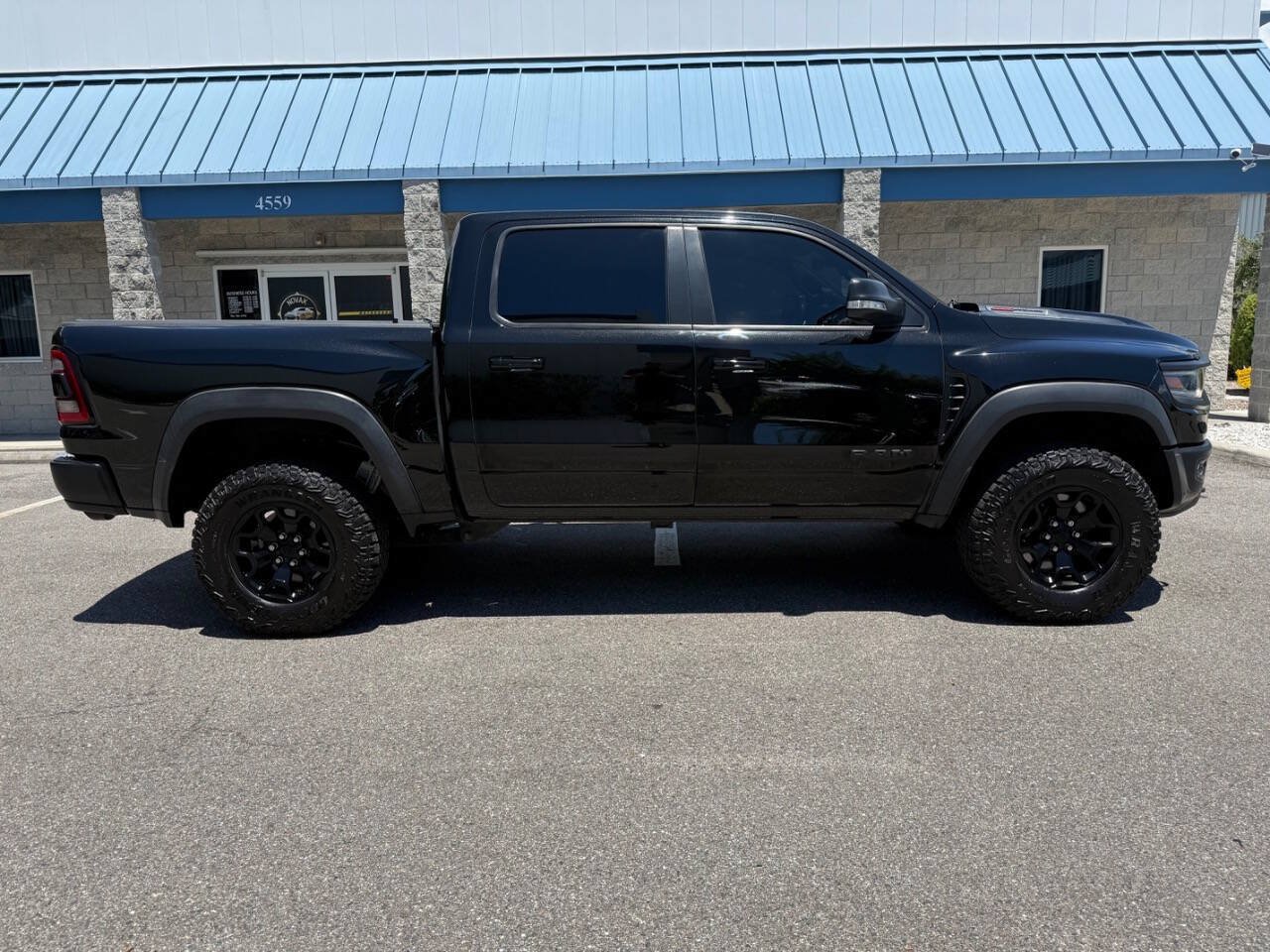 Used 2022 RAM 1500 TRX w/ TRX Level 1 Equipment Group AWD/4WD image 12