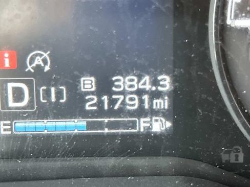 Used 2024 Subaru Forester AWD/4WD image 38