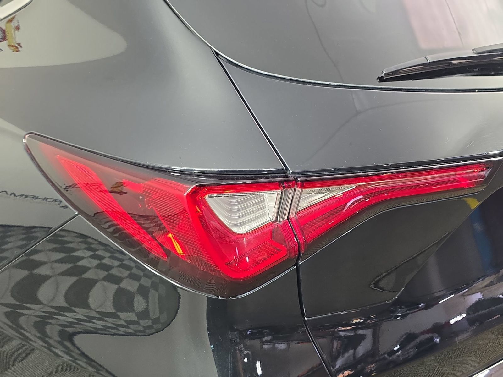 Used 2023 Acura MDX w/ Advance Package AWD/4WD image 40
