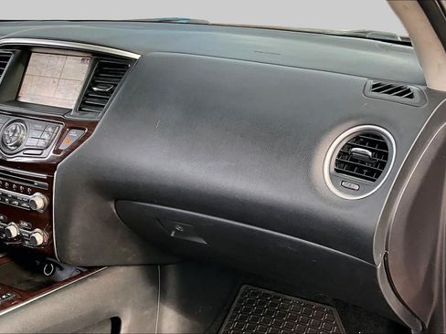 Used 2015 Nissan Pathfinder SL w/ SL Premium Package FWD image 18