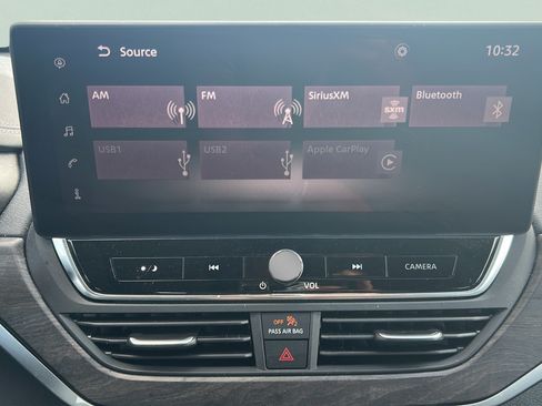 Used 2025 Nissan Altima 2.5 SV w/ SV Premium Package FWD image 16