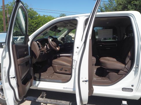 New 2025 RAM 3500 Longhorn image 11