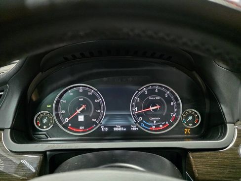 Used 2015 BMW 750Li image 22