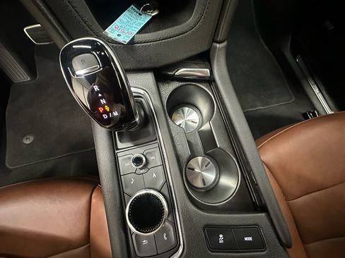Certified 2025 Cadillac XT5 Sportv AWD/4WD image 32