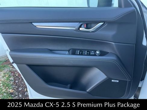 New 2025 MAZDA CX-5 AWD 2.5 S w/ Premium Plus Pkg image 6