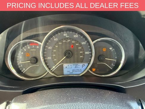 Used 2015 Toyota Corolla LE FWD image 10