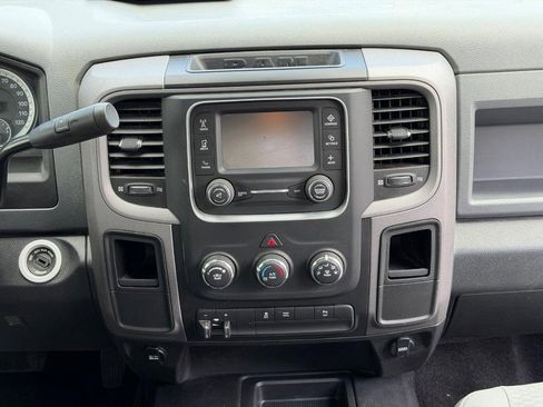 Used 2014 RAM 2500 Tradesman w/ Chrome Appearance Group AWD/4WD image 13