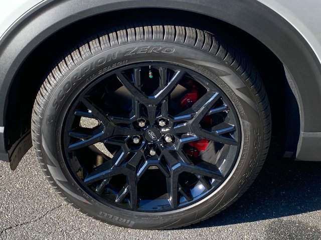 Used 2027 Ford Explorer ST w/ Sun And Sound Package AWD/4WD image 6