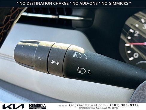 Used 2022 Jeep Compass Limited image 11