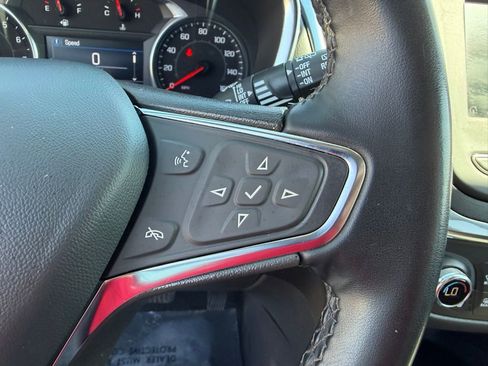 Used 2024 Chevrolet Equinox LT FWD image 26