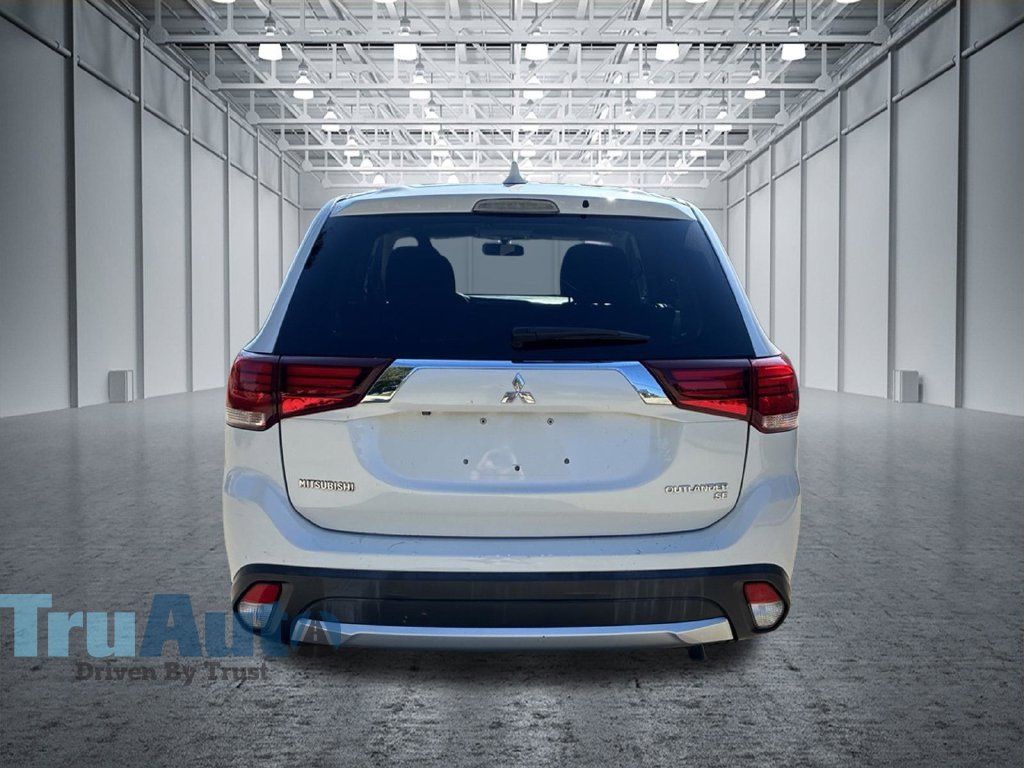 Used 2018 Mitsubishi Outlander AWD image 7