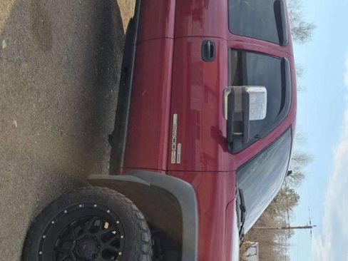 Used 2006 GMC Sierra 2500 SLT w/ Heavy-Duty Power Package image 4