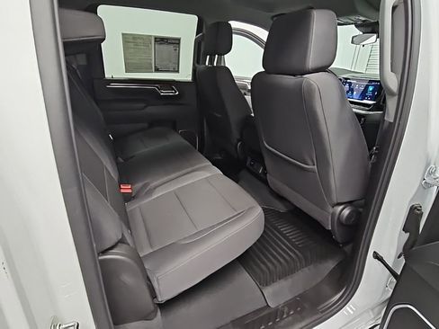 Used 2025 Chevrolet Silverado 2500 LT w/ Convenience Package image 35