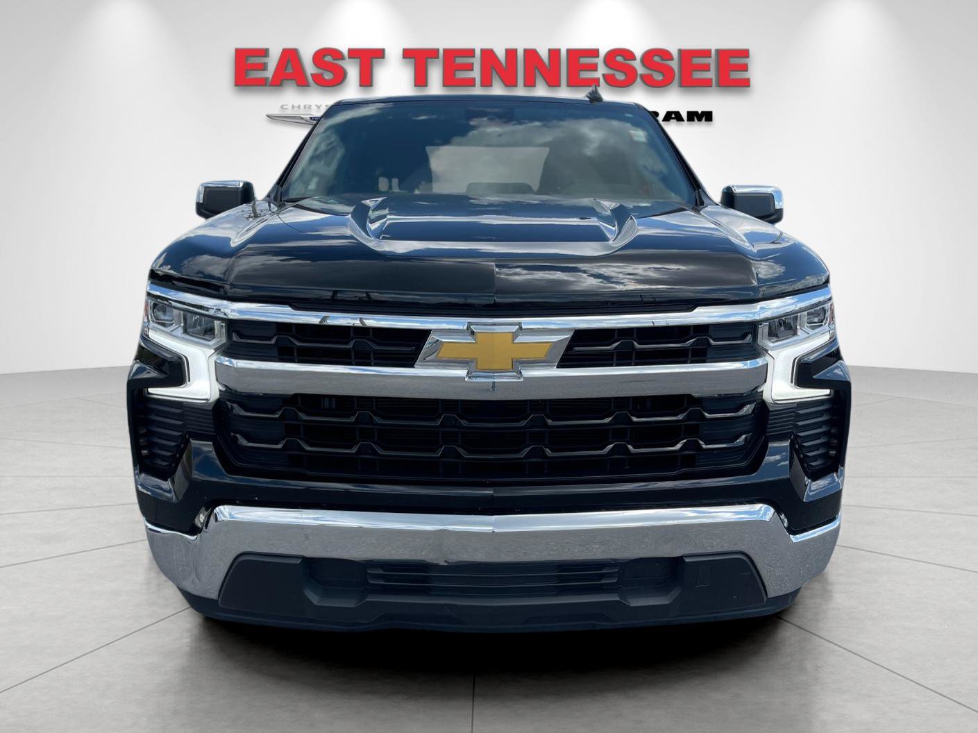 Used 2026 Chevrolet Silverado 1500 LT RWD image 9