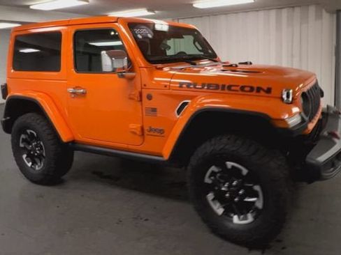 Used 2025 Jeep Wrangler Rubicon w/ Safety Group AWD/4WD image 2