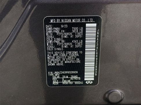 Used 2024 INFINITI QX80 Luxe image 34