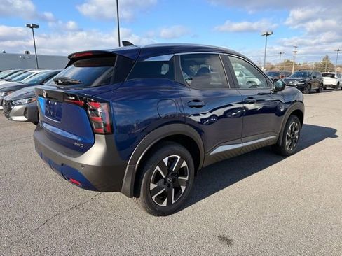 New 2026 Nissan Kicks SV w/ SV Premium Package image 5