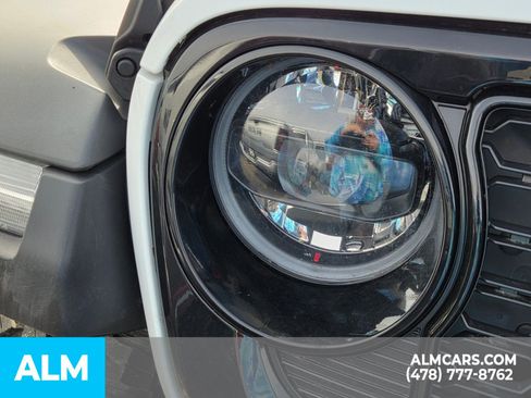 Used 2025 Jeep Wrangler Willys 4xe image 23