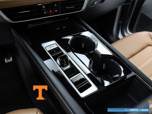 Used 2025 Volkswagen Atlas Cross Sport SEL R-Line AWD/4WD image 24