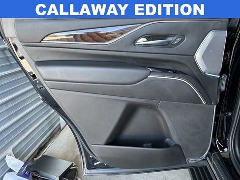 Used 2022 Cadillac Escalade Sport Platinum w/ LPO, ONYX Package AWD/4WD image 24