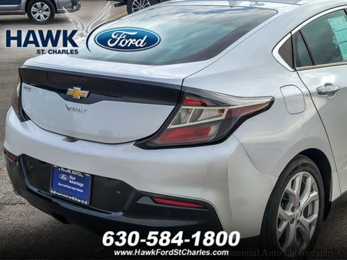Used 2017 Chevrolet Volt Premier w/ Driver Confidence II Package image 5