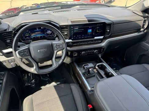 Certified 2023 Chevrolet Silverado 1500 RST AWD/4WD image 11