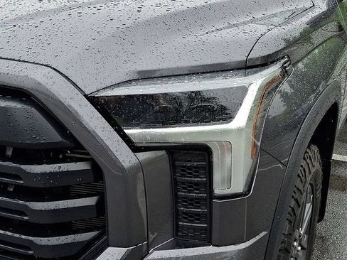 Used 2023 Toyota Tundra SR5 w/ SR5 Convenience Package AWD/4WD image 9