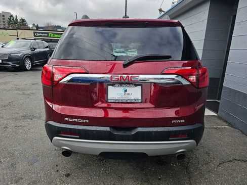 Used 2017 GMC Acadia SLT image 6