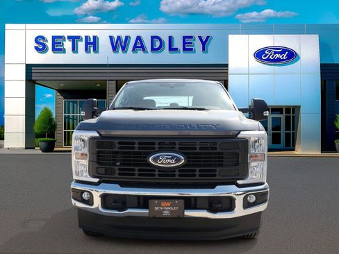 New 2026 Ford F350 XL w/ XL Chrome Package AWD/4WD image 4