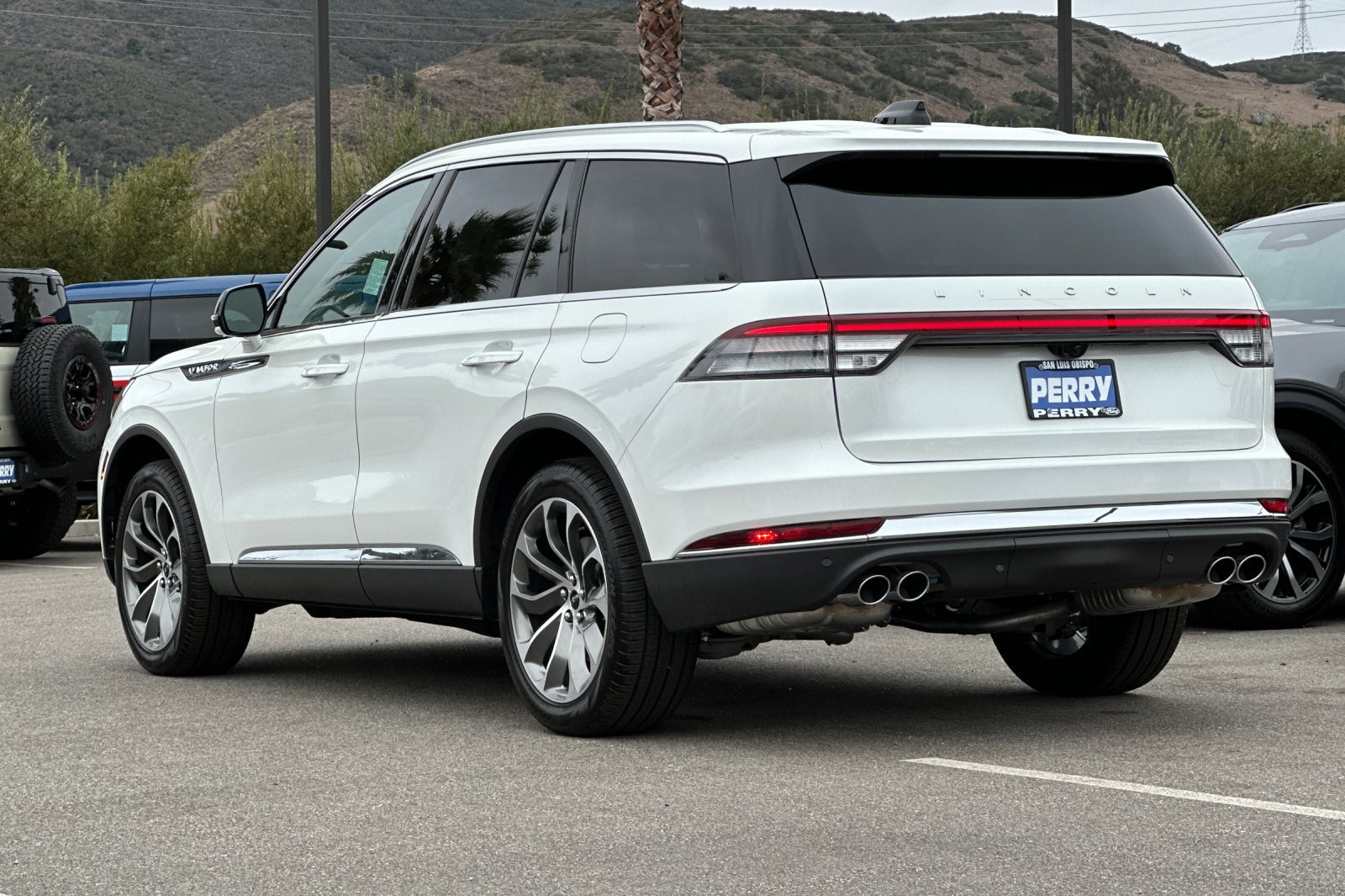 New 2026 Lincoln Aviator Reserve AWD/4WD image 5