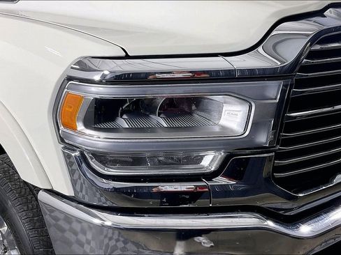 Used 2021 RAM 2500 Laramie w/ Snow Chief Group AWD/4WD image 38